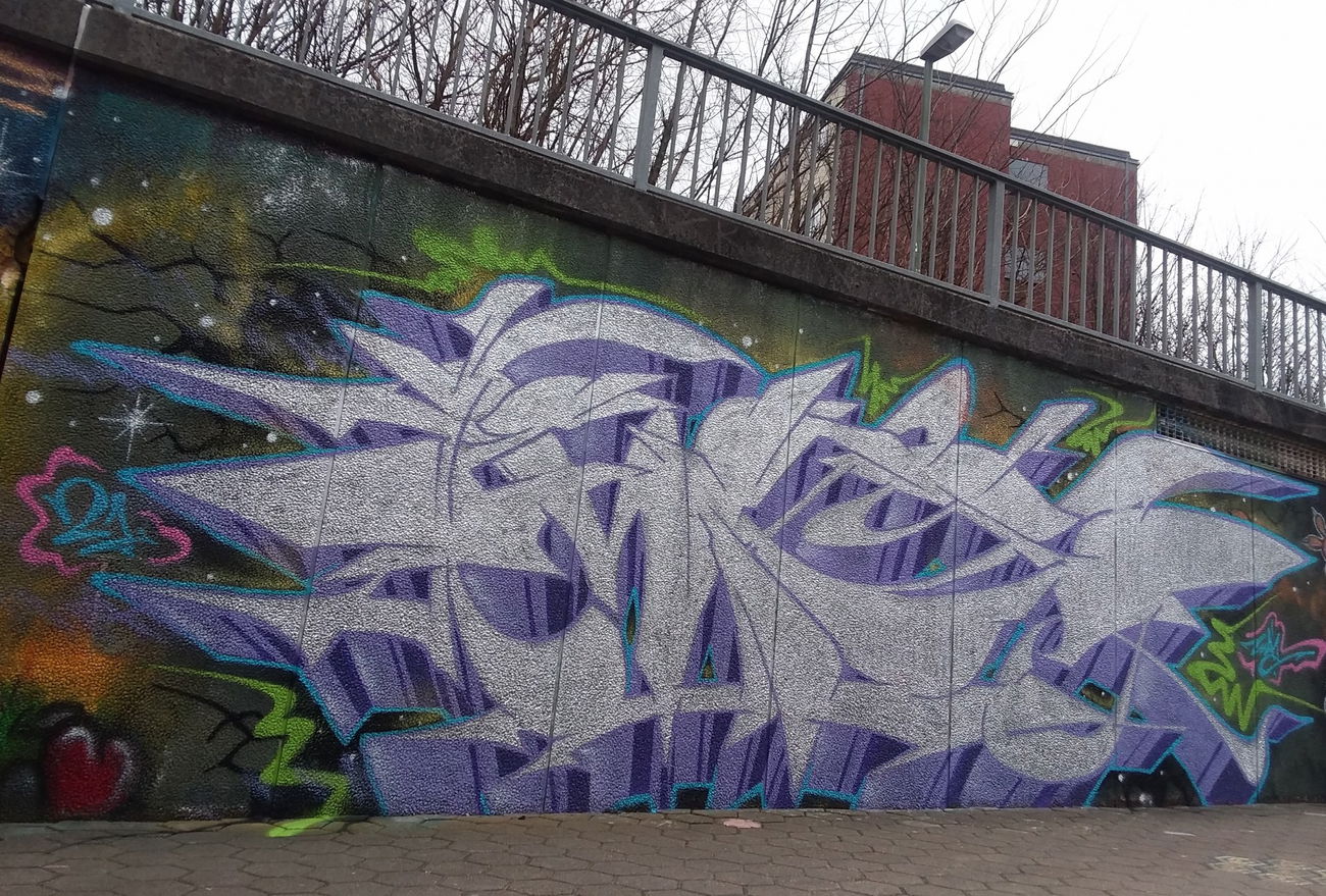 Graffiti Wall - Photo by ZWACE - HUS (2021)