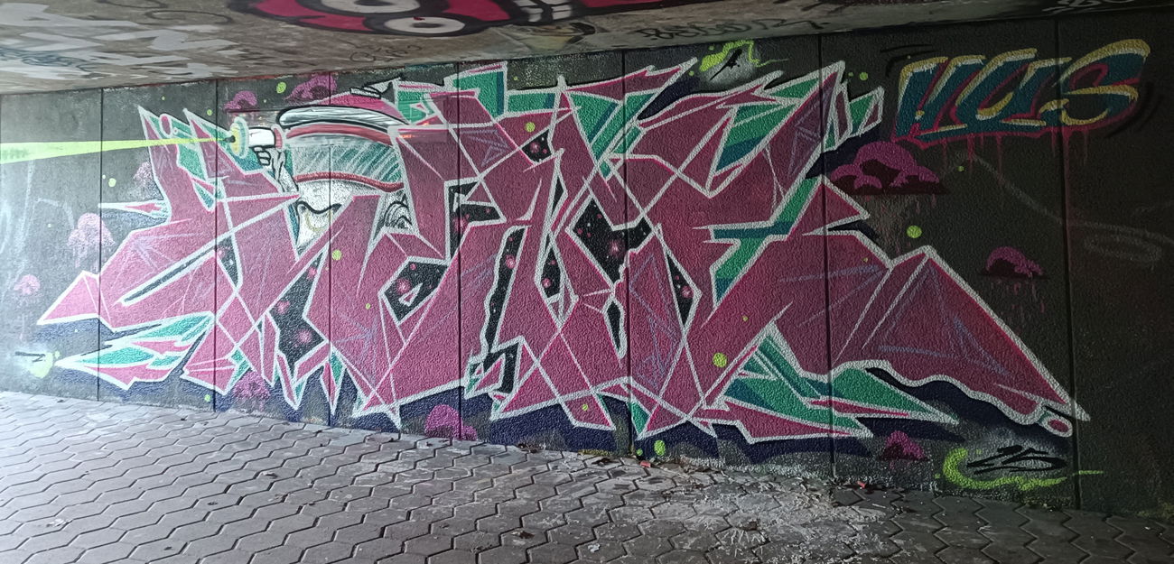 Graffiti Wall - Photo by ZWACE - HUS (2025)