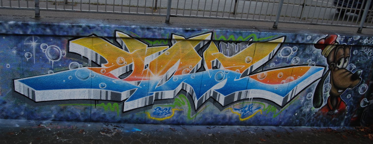 Graffiti Wall - Photo by ZWACE - HUS (2021)