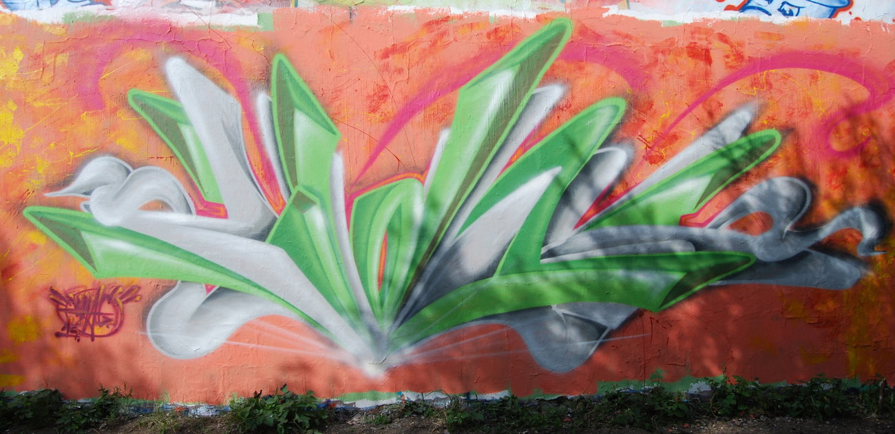 Graffiti Wall - Photo by ZWACE (2013)