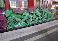Graffiti Train in Hamburg - Photo by Zane_one - Pesd, Fino, Teck (2013)