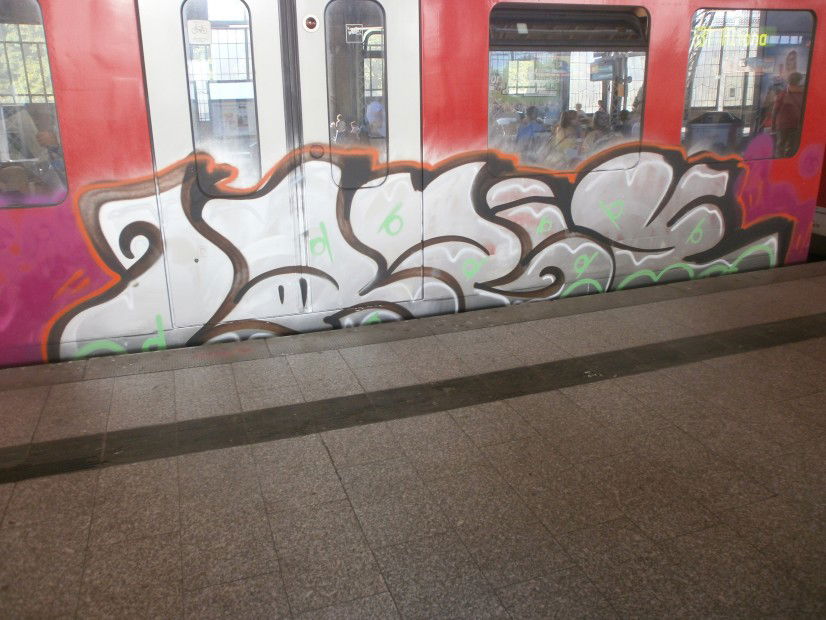 Graffiti Train - Photo by Zane_one - Lazie, Hamburg (2013)