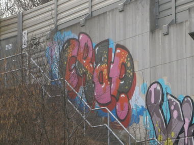 Graffiti Bombing in Hamburg - Photo by Zane_one - kid, crap, crap