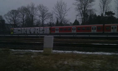 Graffiti Train in Hamburg - Photo by Zane_one - ske, tba, wholecar (2012)