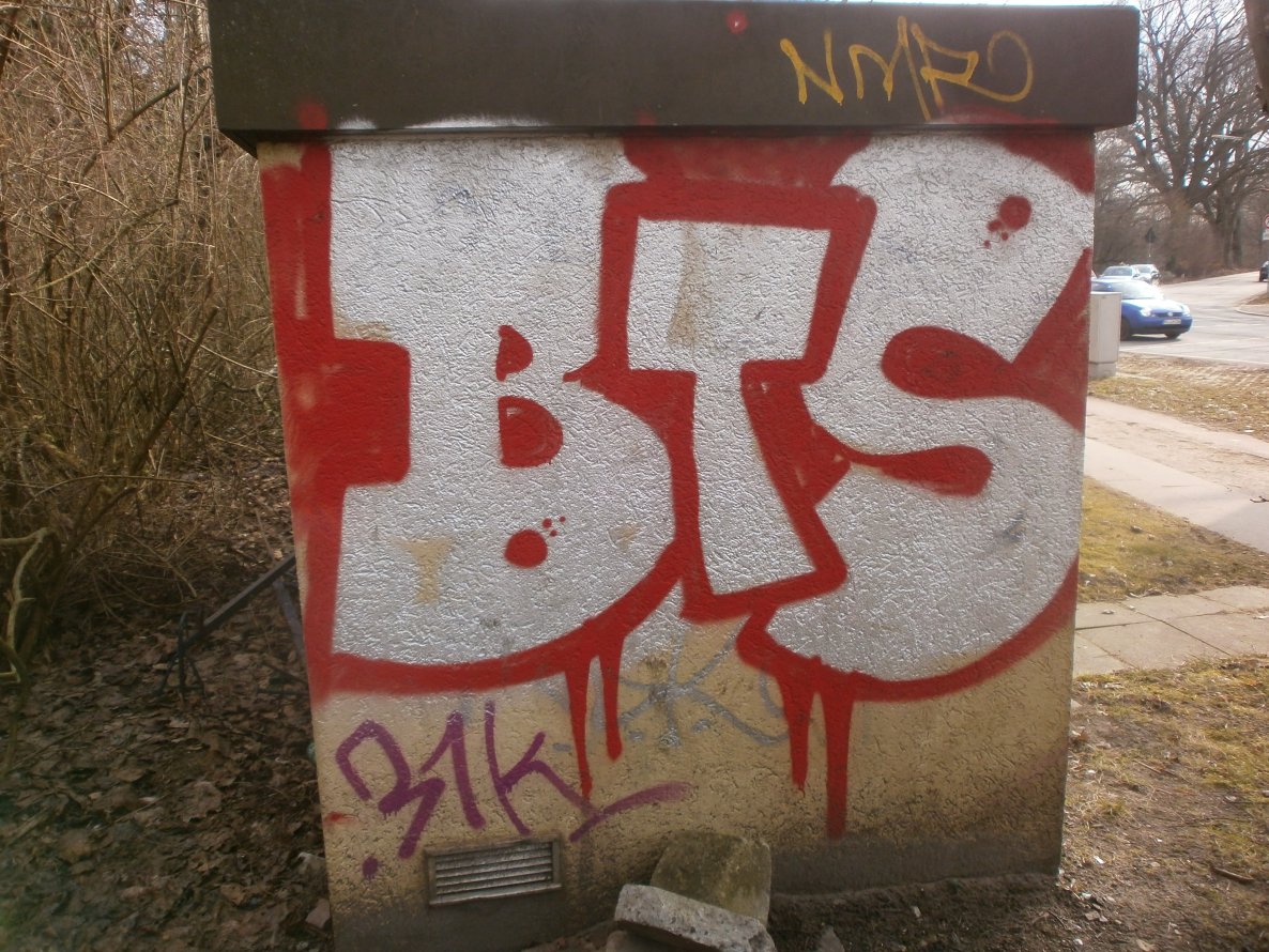 Graffiti Wall in Hamburg - Photo by Zane_one - bts, asek, 31k (2013)