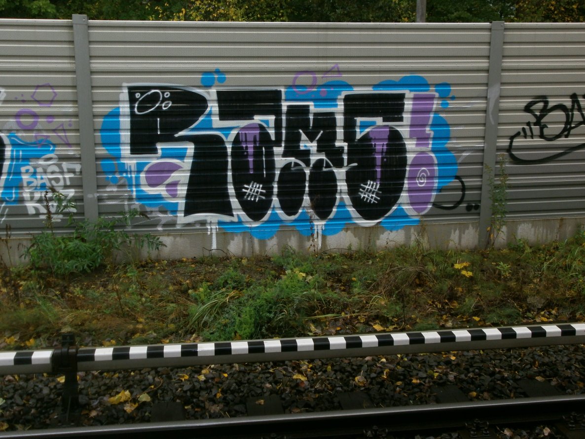 Graffiti Bombing in Hamburg - Photo by Zane_one - Rams, bk, kgz