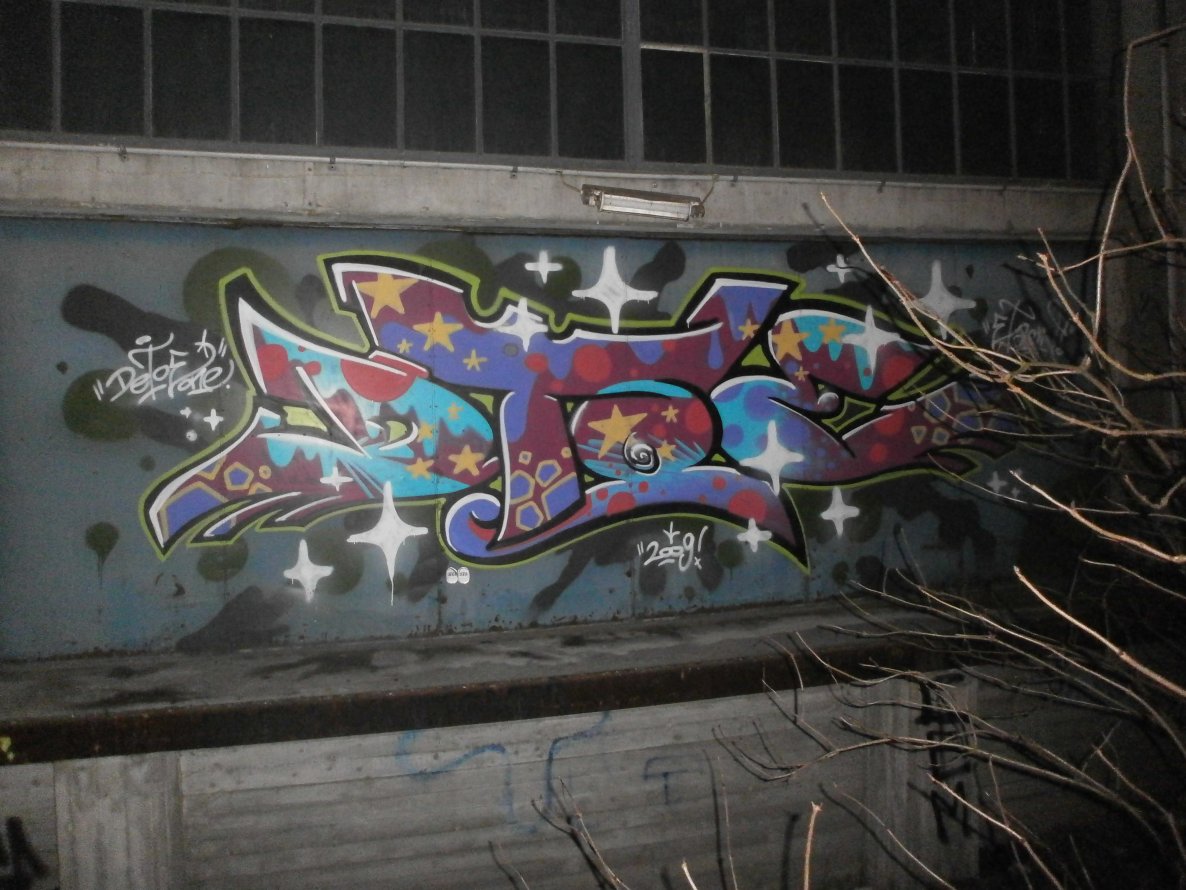 Graffiti Wall in Hamburg - Photo by Zane_one - Dtoe, et (2009)