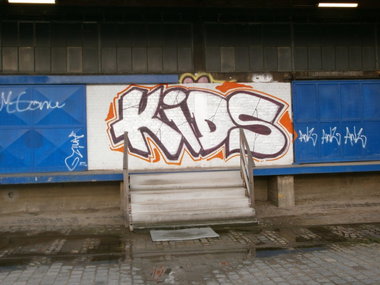 Graffiti Wall in Hamburg - Photo by Zane_one - kids