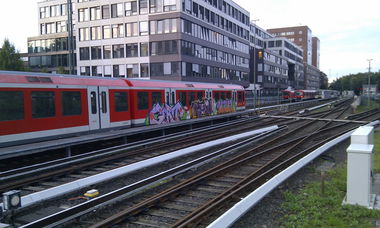Graffiti Train in Hamburg - Photo by Zane_one - cosak, gert, gerd (2013)