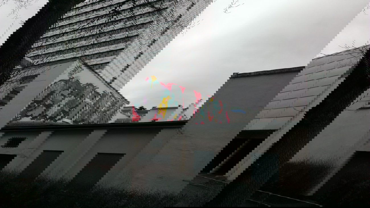 Graffiti Bombing in Hamburg - Photo by Zane_one - Crap, Most, Gms