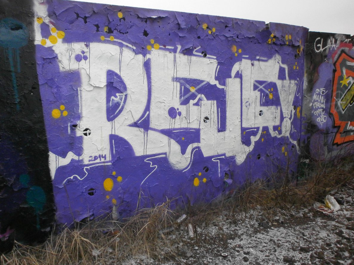 Graffiti Wall - Photo by Zane_one - reue (2014)