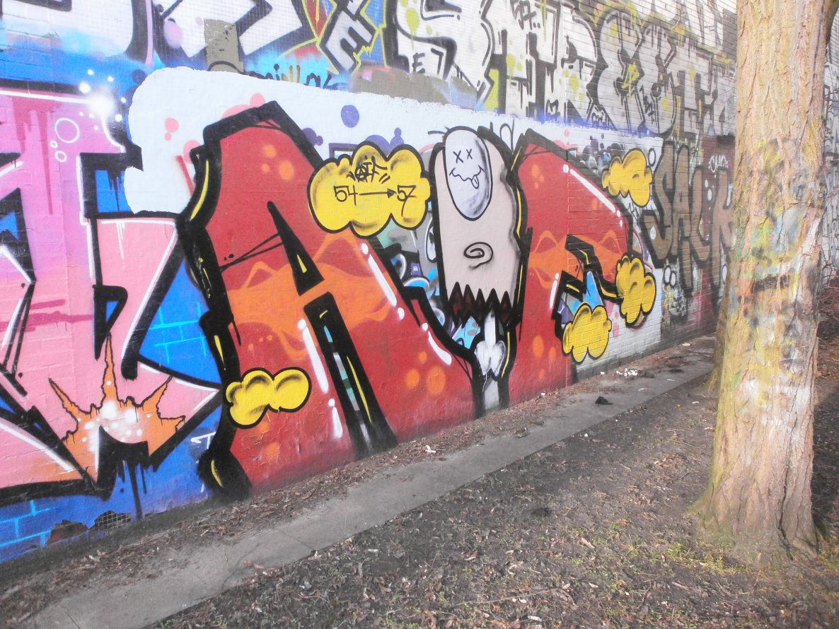 Graffiti Wall in Hamburg - Photo by Zane_one - AiF (2014)