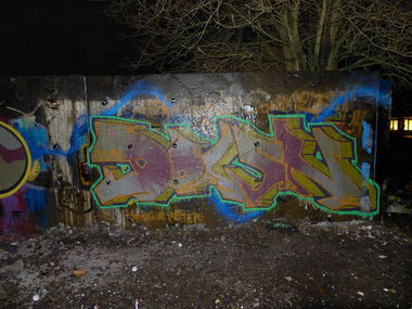 Graffiti Wall in Hamburg - Photo by Zane_one - down, ufs (2014)