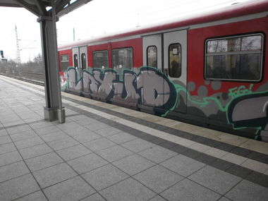 Graffiti Train in Hamburg - Photo by Zane_one - Layup (2014)