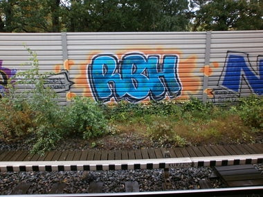 Graffiti Wall in Hamburg - Photo by Zane_one - rbh