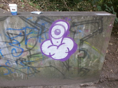 Graffiti Street Art in Hamburg - Photo by Zane_one - charakter (2012)