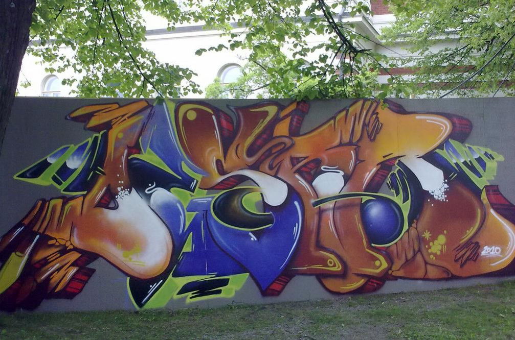 Graffiti Wall - Photo by Zapy87