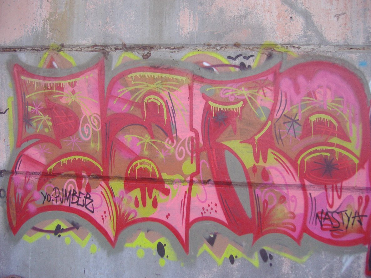 Graffiti Wall - Photo by Zares - trash, graffiti (2014)