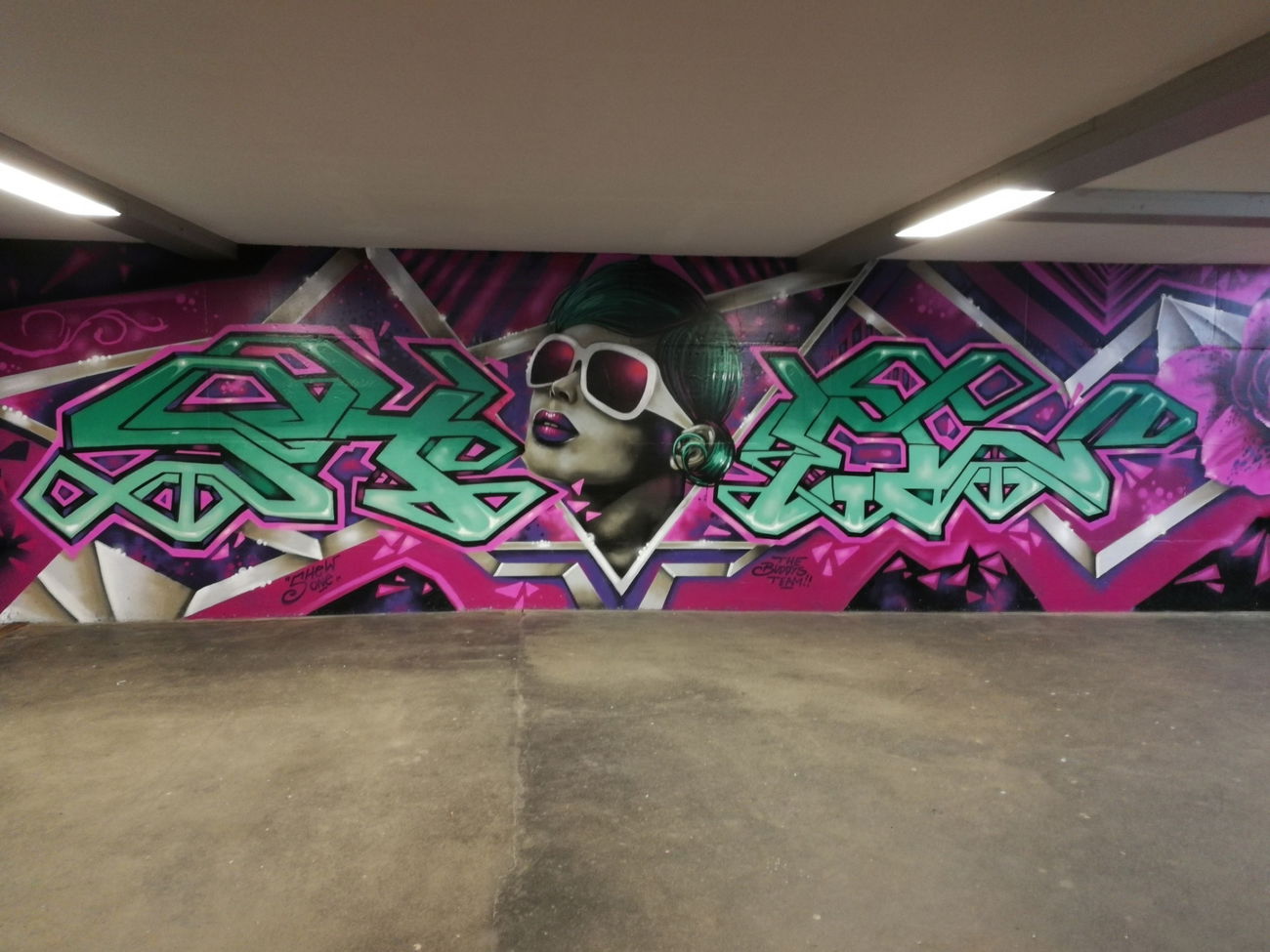 Graffiti Wall in BERLIN  - Photo by Zecke247