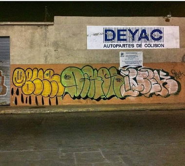 Graffiti Wall - Photo by Zecke247 - Obne, dekos, imek