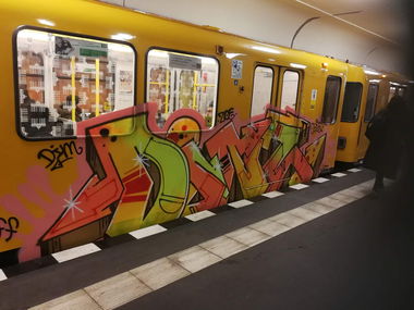 Graffiti Train - Photo by Zecke247 - dim (2020)