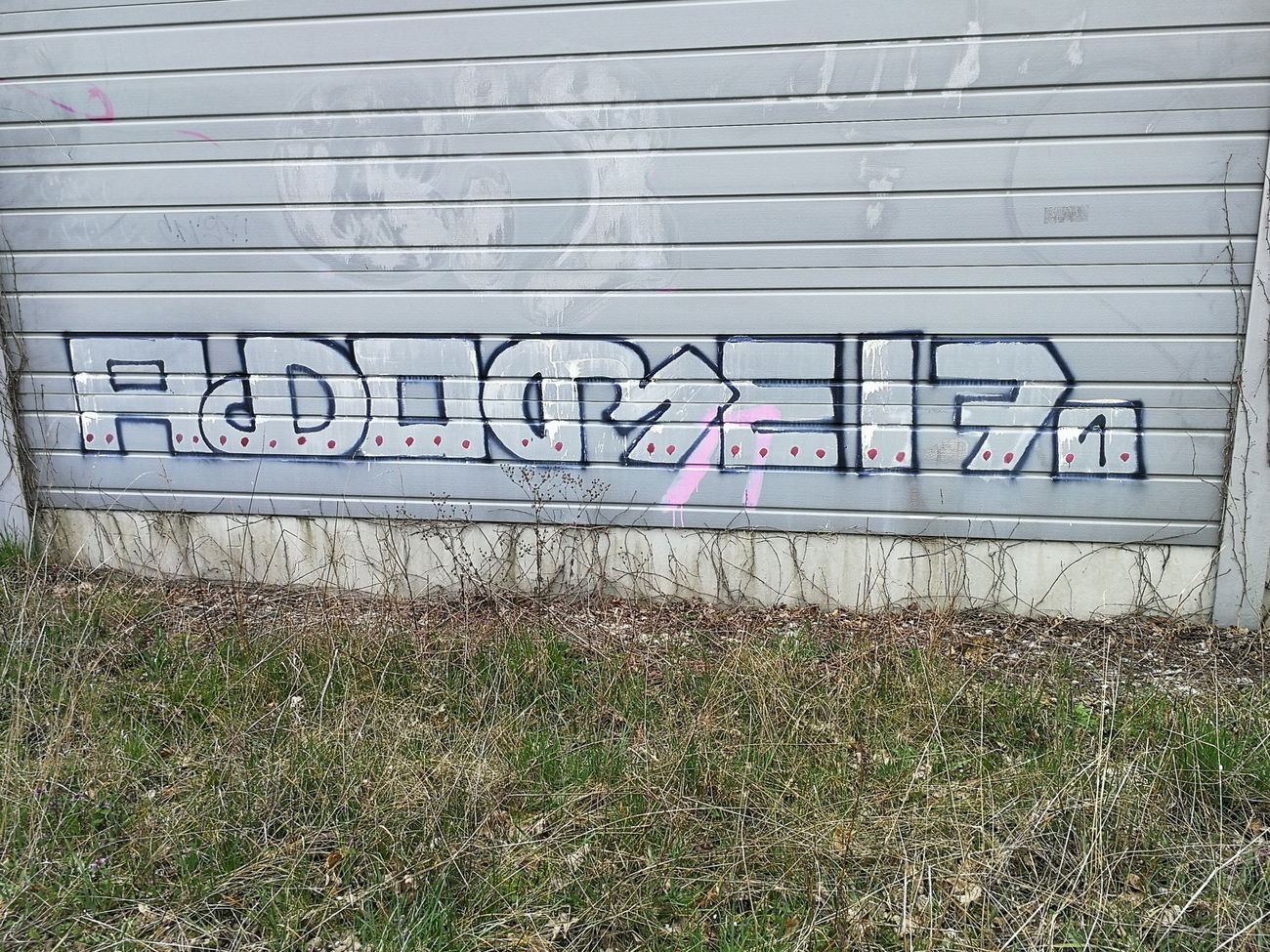 Graffiti Wall - Photo by Zecke247