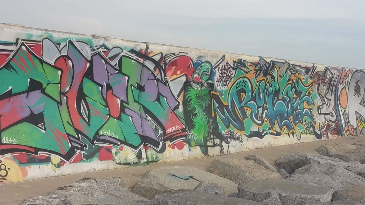 Graffiti Wall - Photo by Zecke247