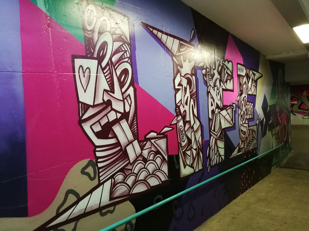 Graffiti Wall - Photo by Zecke247