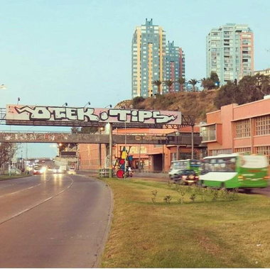 Graffiti Wall - Photo by Zecke247 - chile