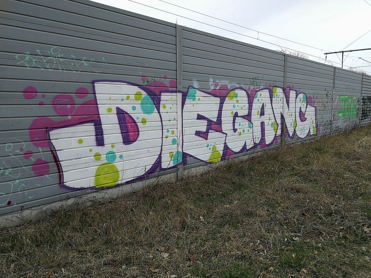 Graffiti Wall in BERLIN  - Photo by Zecke247 - Berlin