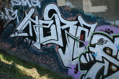 Graffiti Wall in Dortmund - Photo by ZerOne - HERZ (2003)