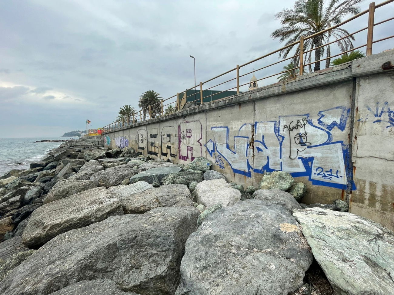 Graffiti Wall in Cogoleto - Photo by ZeroGraffiti - Bear, Var (2021)