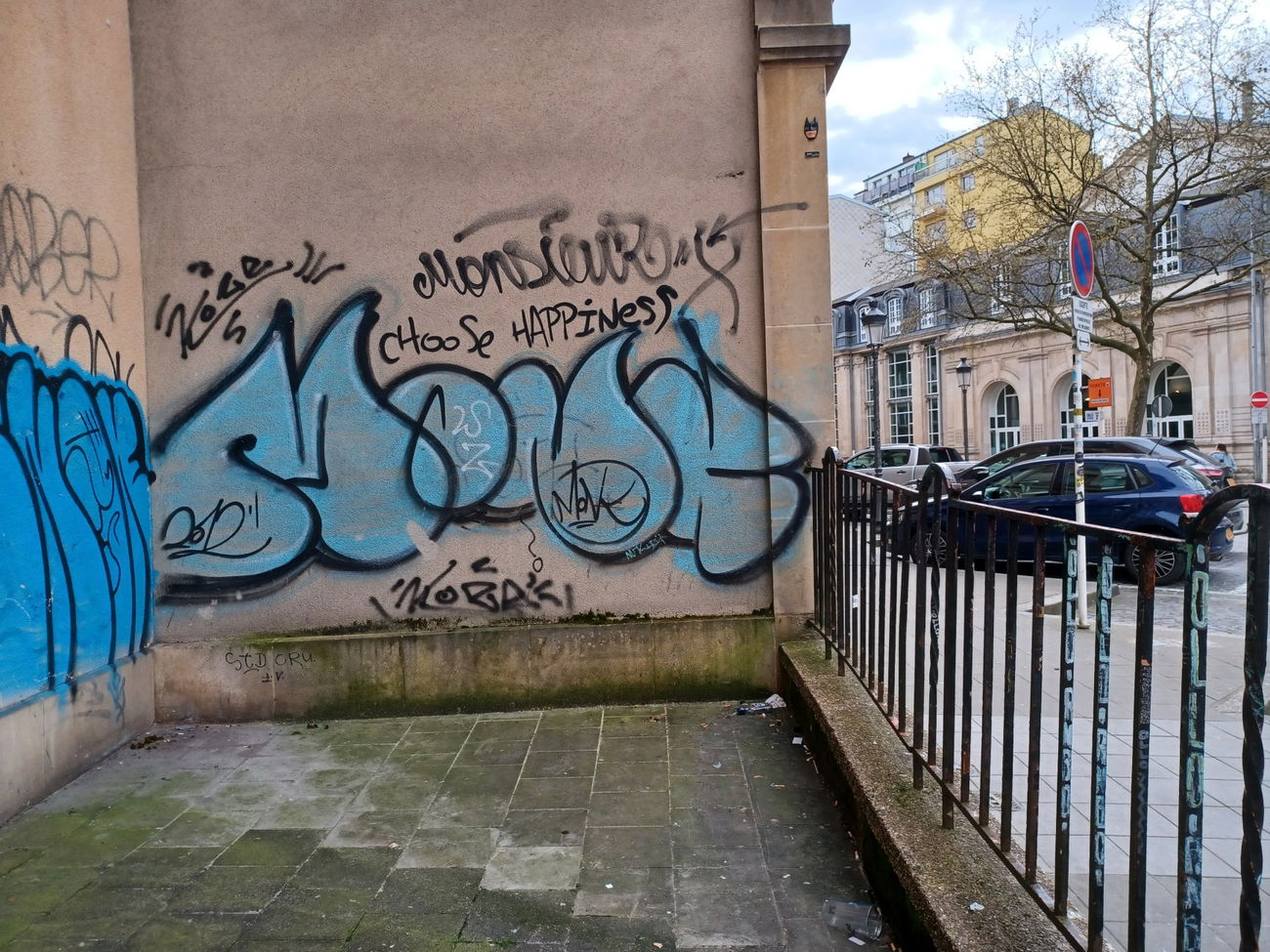 Graffiti Wall in Luxembourg - Photo by ZeroGraffiti - Monk (2012)