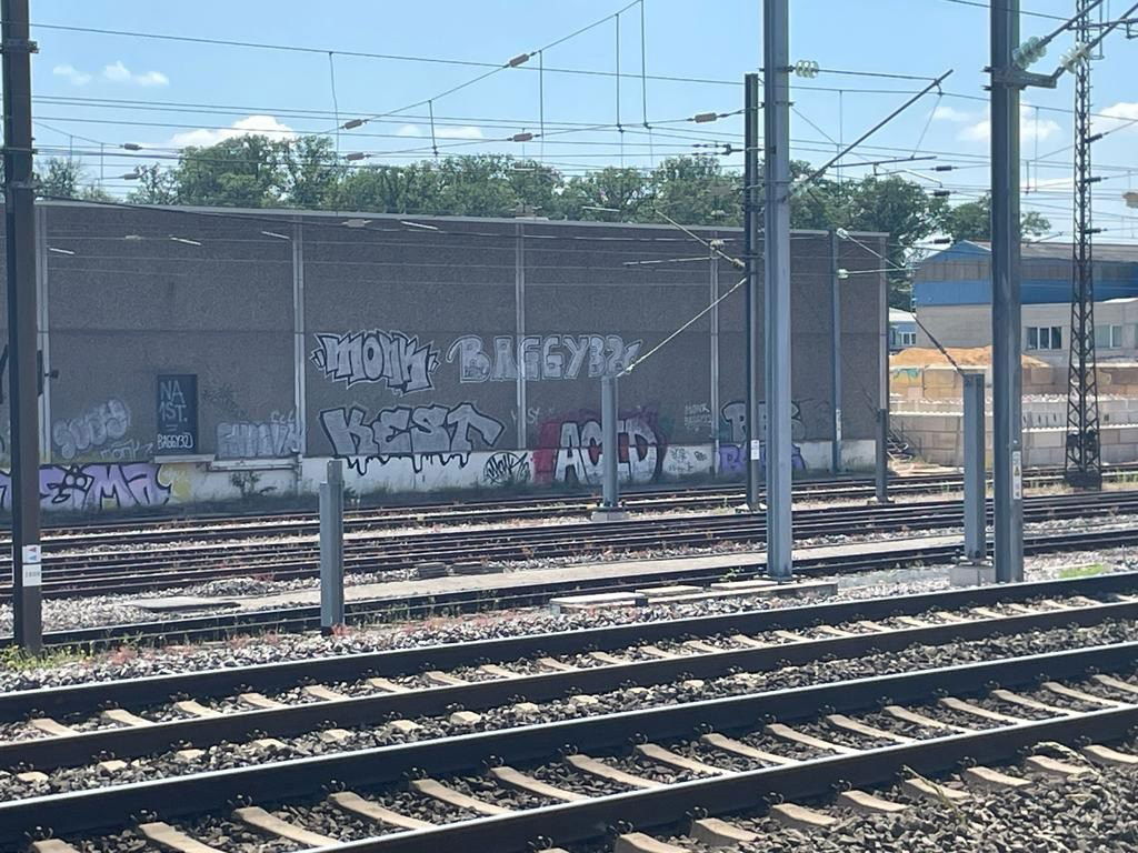 Graffiti Wall in Luxembourg - Photo by ZeroGraffiti - Tema, Monk, Kest