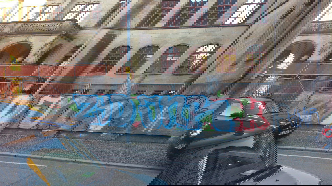 Graffiti Bombing - Photo by ZeroYD