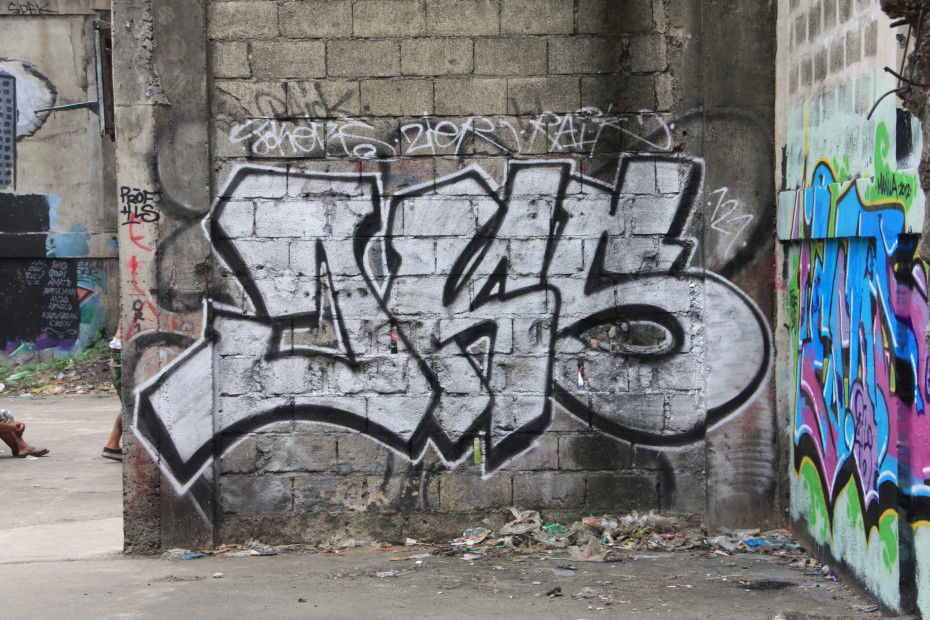 Graffiti Bombing in Manila - Photo by ZiER - jks, jokers, 121 (2012)
