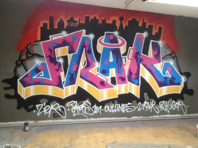 Graffiti Wall - Photo by ZiER - frak, jks121, 121 (2012)
