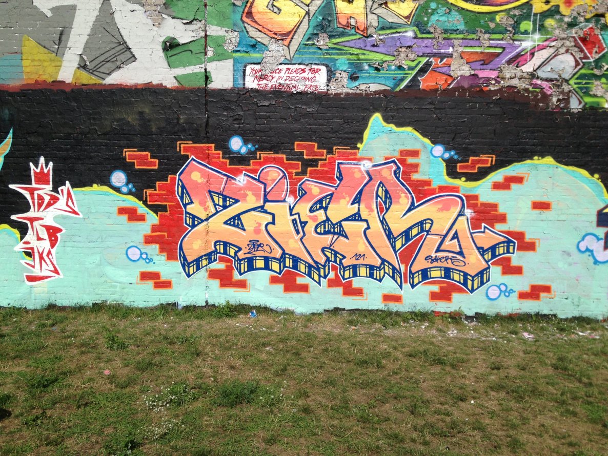Graffiti Wall in Berlin - Photo by ZiER - zier, jks, jks121 (2013)