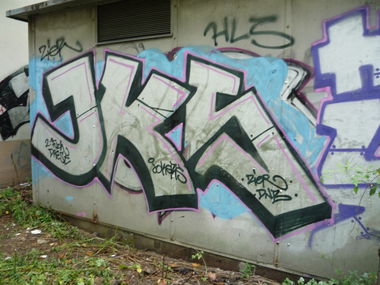 Graffiti Bombing in Berlin - Photo by ZiER - jks, jks121, jokers (2010)