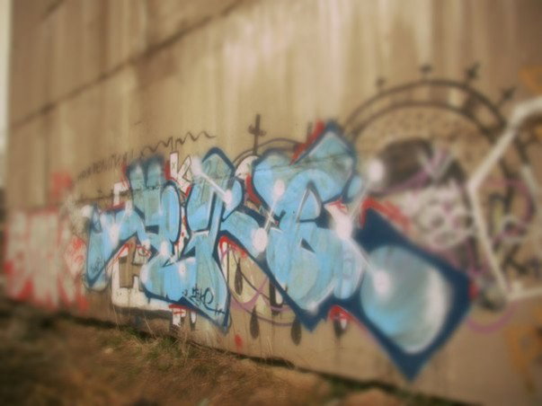 Graffiti Bombing in Noginsk - Photo by Ziker - zike (2013)