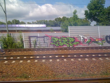 Graffiti Bombing in Berlin - Photo by Zipe196 - Akf, zipe, sipe (2012)