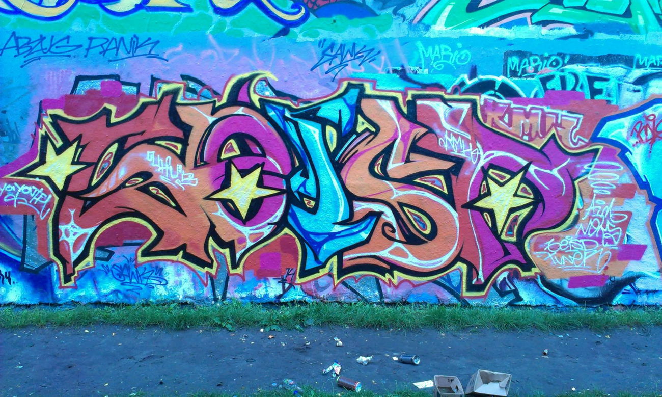 Graffiti Wall - Photo by Zivilpolizist - UHUS, UHU, UHUZ