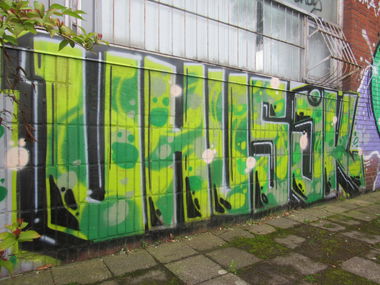 Graffiti Bombing - Photo by Zivilpolizist - UHUS, UHUZ, SJK