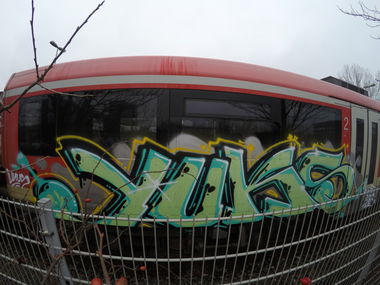 Graffiti Train - Photo by Zivilpolizist - YUQS, YUX, YUXER