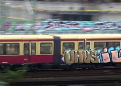 Graffiti Train - Photo by Zivilpolizist - UHUS, ILT, UNIK