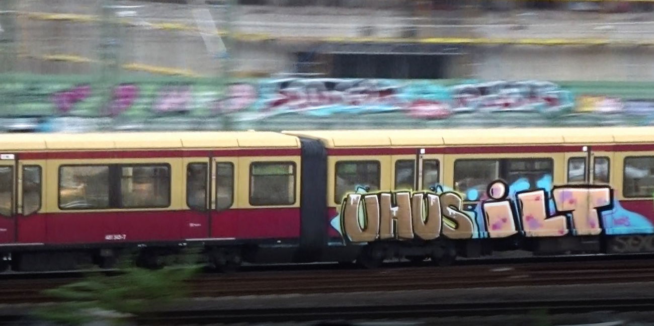 Graffiti Train - Photo by Zivilpolizist - UHUS, ILT, UNIK