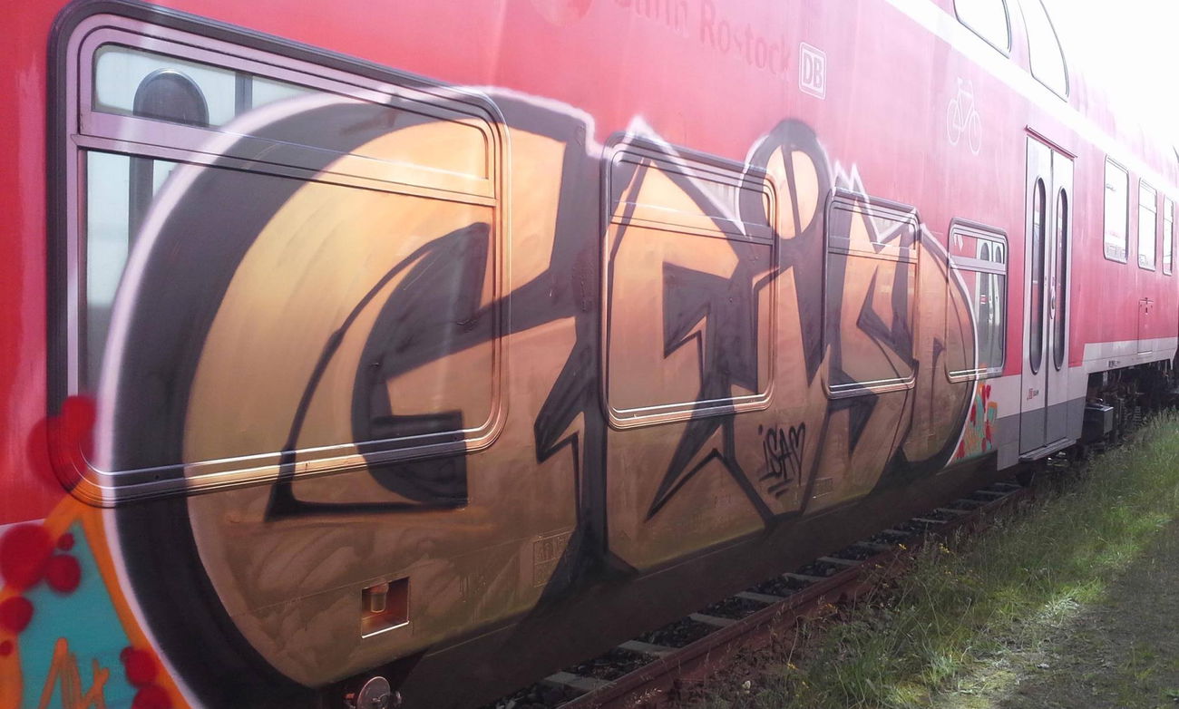 Graffiti Train - Photo by Zivilpolizist - Geisd, geizd, uhus