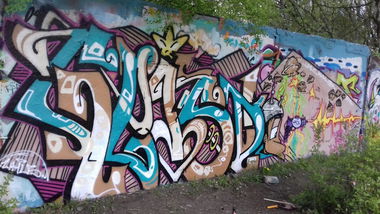 Graffiti Wall - Photo by Zivilpolizist - UHUS, UHU, UHUZ