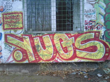 Graffiti Bombing - Photo by Zivilpolizist - UHUS, UHUZ, UHU