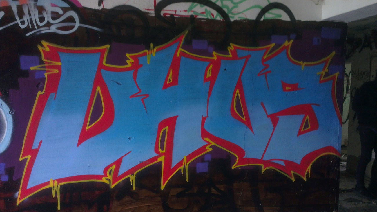 Graffiti Wall - Photo by Zivilpolizist - UHUS, UHU, UHUZ